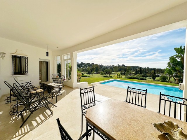 4 Schlafzimmer Villa in El Paraiso