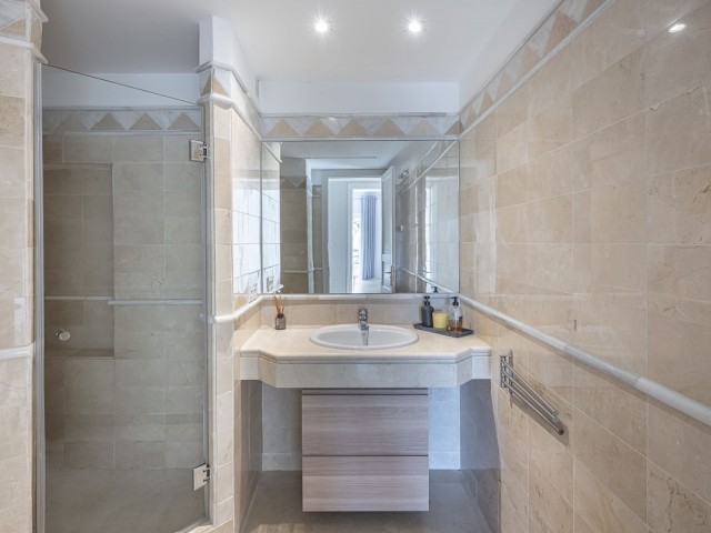 2 Slaapkamer Appartement in Elviria