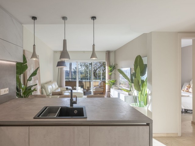 Appartement avec 2 Chambres  à Elviria