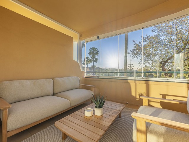 Appartement avec 2 Chambres  à Elviria