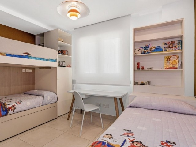 Penthouse in Altos de los Monteros