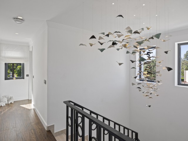 Villa avec 5 Chambres  à Guadalmina Alta