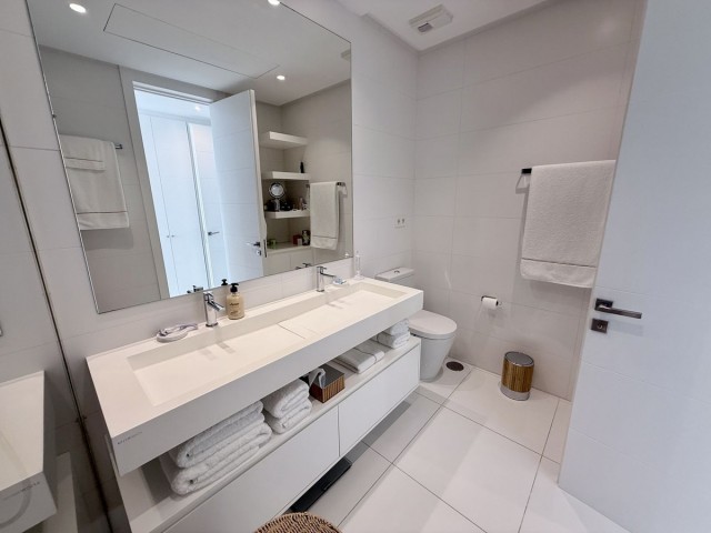 3 Soveroms Leilighet i Benahavís