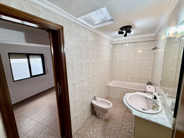 4 Soveroms Rekkehus i Marbella