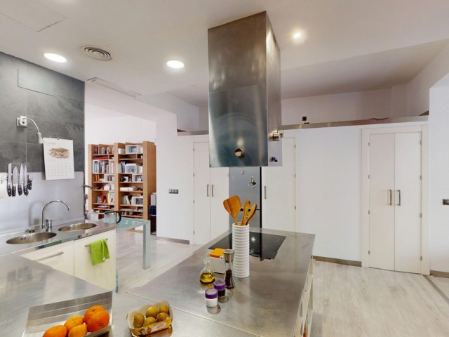 Maison mitoyenne avec 2 Chambres  à Málaga