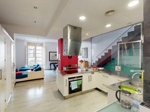 Maison mitoyenne avec 2 Chambres  à Málaga