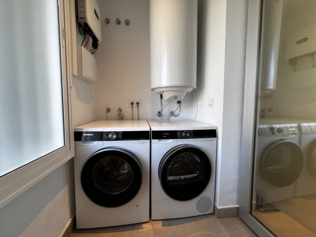 Adosado con 3 Dormitorios  en Estepona