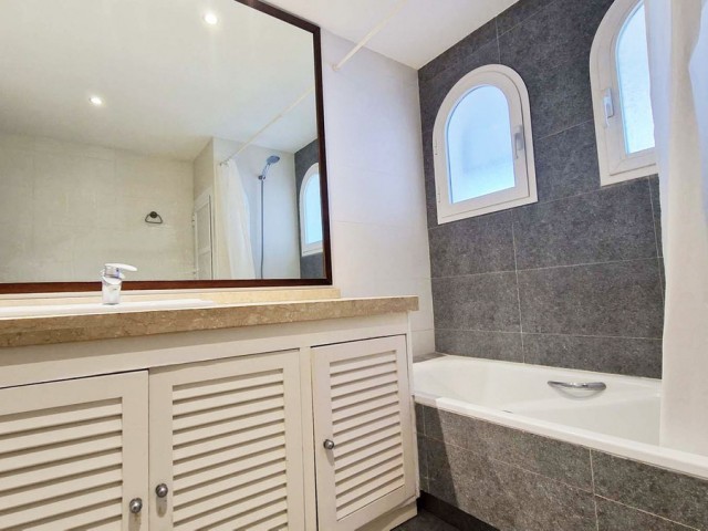 2 Bedrooms Apartment in Benalmadena Costa