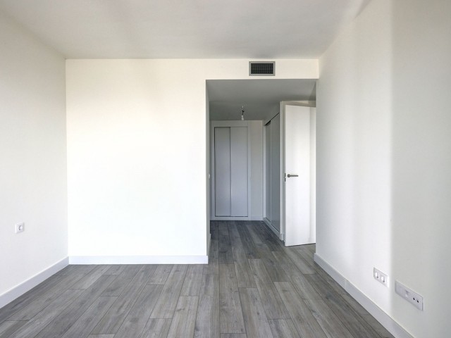 Ático con 3 Dormitorios  en Estepona