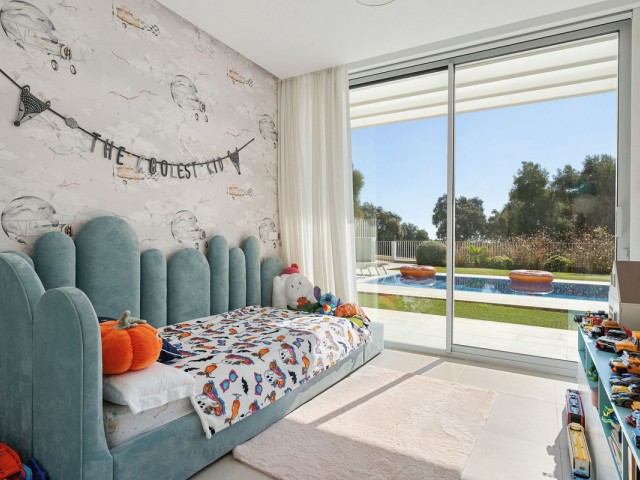 5 Bedrooms Villa in Sotogrande