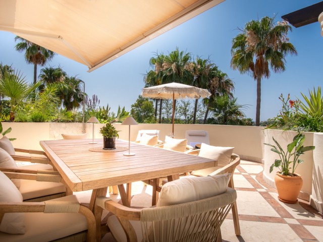 3 Bedrooms Apartment in Nueva Andalucía