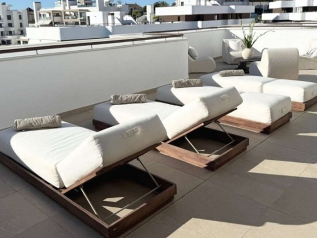 3 Makuuhuoneen Huoneisto Estepona