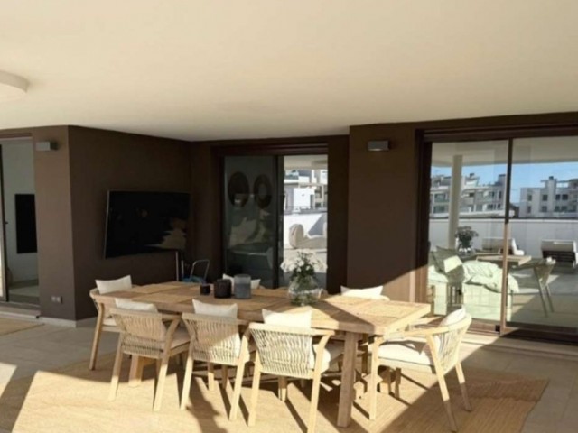 3 Makuuhuoneen Huoneisto Estepona