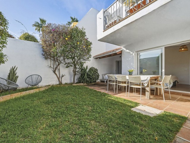 4 Sovrums Villa i Cabopino