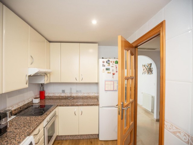 Huoneisto, Guadalmina Alta, R5295520