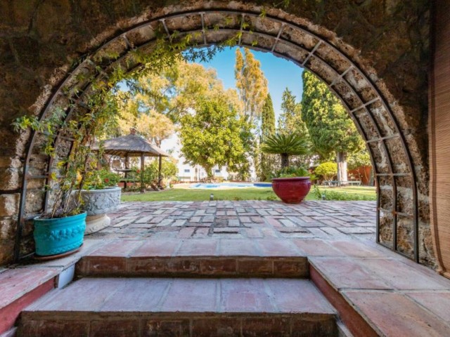 Liikekiinteistö Torremolinos