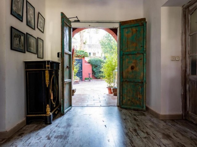 Liikekiinteistö Torremolinos