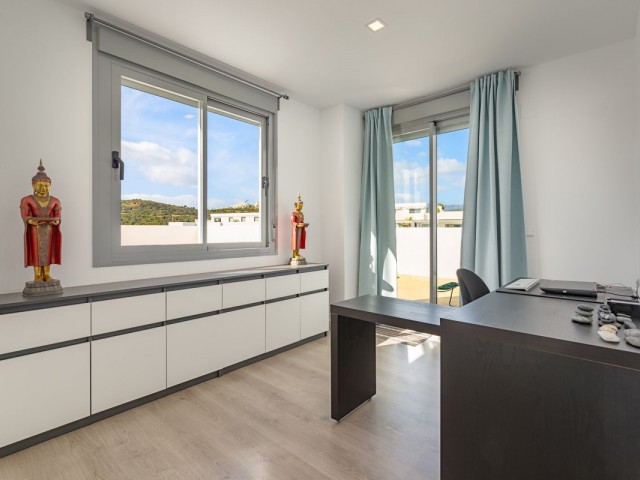 Penthouse in Estepona