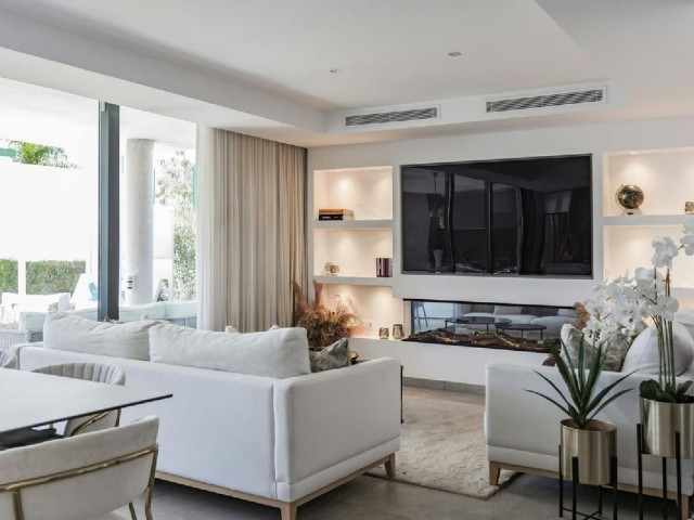 2 Bedrooms Apartment in New Golden Mile