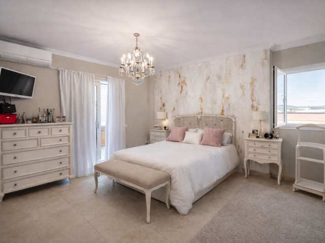 Maison mitoyenne avec 5 Chambres  à San Pedro de Alcántara