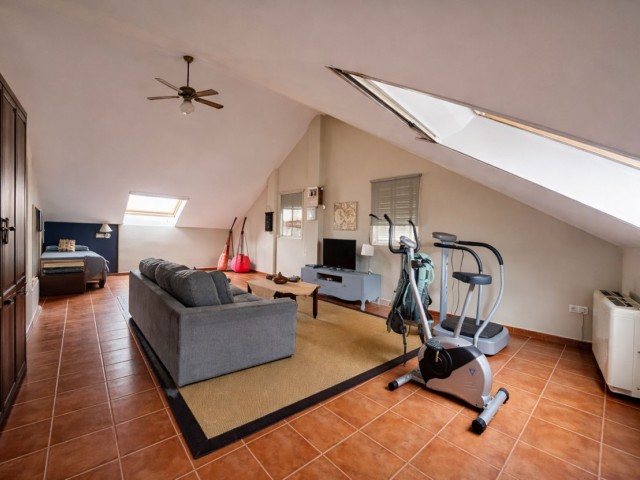 Maison mitoyenne avec 5 Chambres  à San Pedro de Alcántara