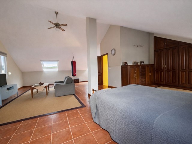 5 Bedrooms Townhouse in San Pedro de Alcántara