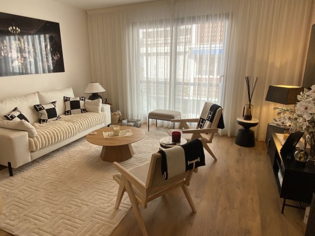 2 Bedrooms Apartment in Estepona