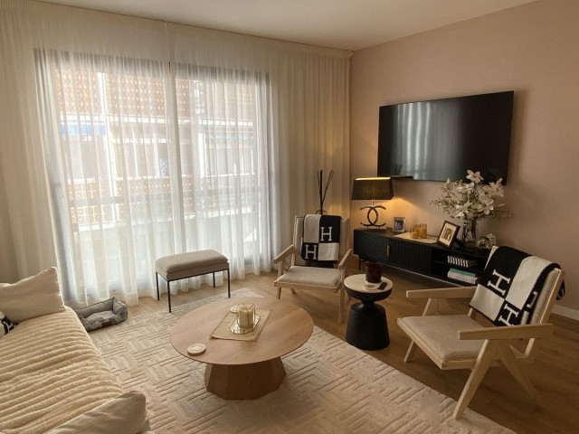 2 Bedrooms Apartment in Estepona