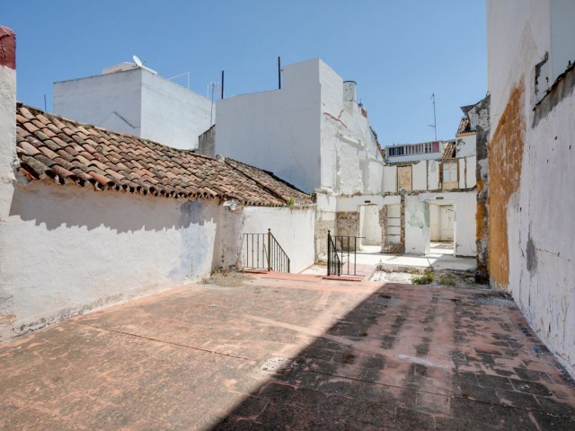  Plot in Estepona