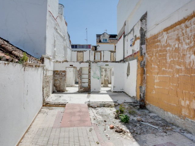  Plot in Estepona