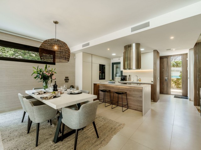 5 Soveroms Villa i Puerto Banús