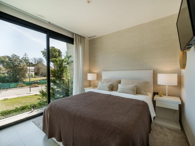 5 Soveroms Villa i Puerto Banús