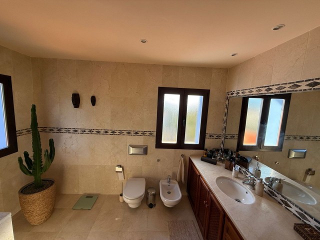 3 Soveroms Villa i Artola