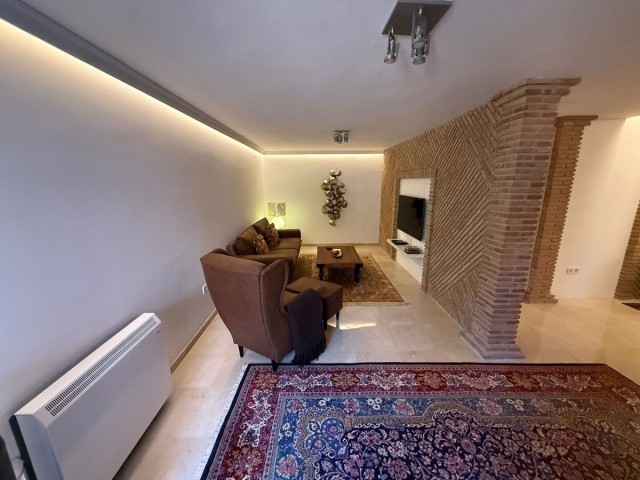 3 Soveroms Villa i Artola