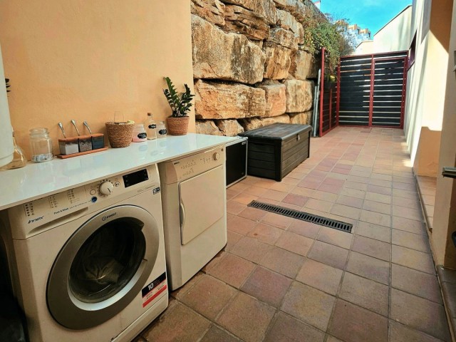 3 Bedrooms Villa in Benahavís