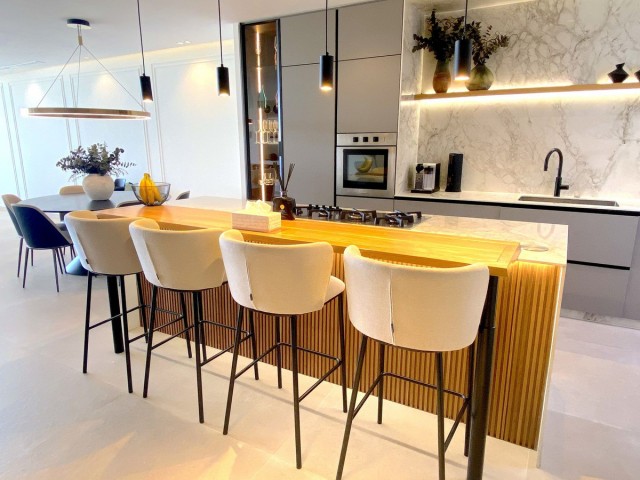 Maison mitoyenne avec 4 Chambres  à La Quinta