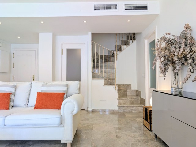 4 Bedrooms Apartment in San Pedro de Alcántara