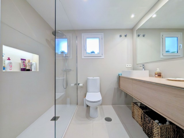 4 Bedrooms Apartment in San Pedro de Alcántara