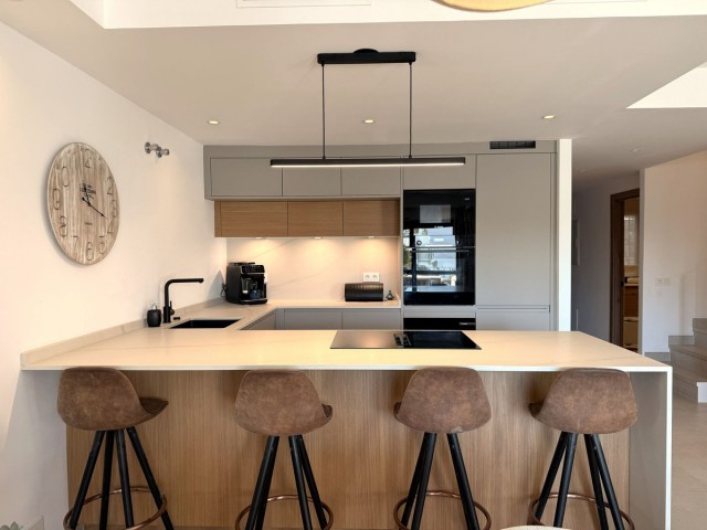 4 Makuuhuoneen Rivitalo Estepona