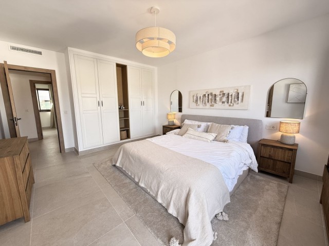 4 Makuuhuoneen Rivitalo Estepona