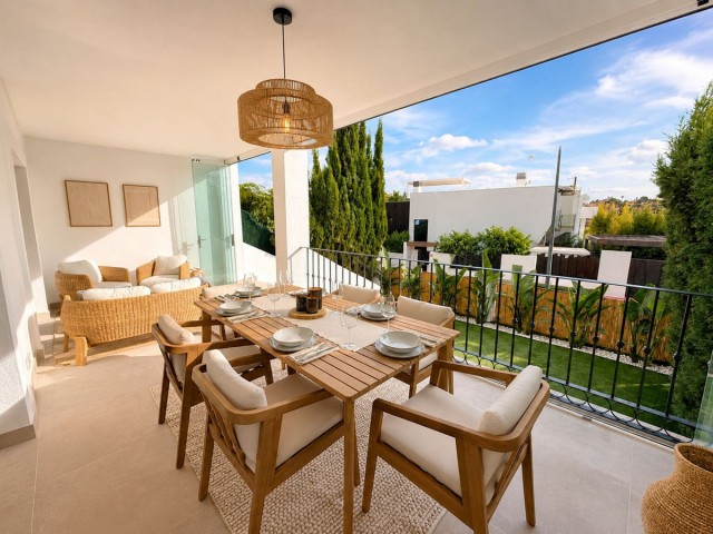 Rijtjeshuis New Golden Mile - R5297026