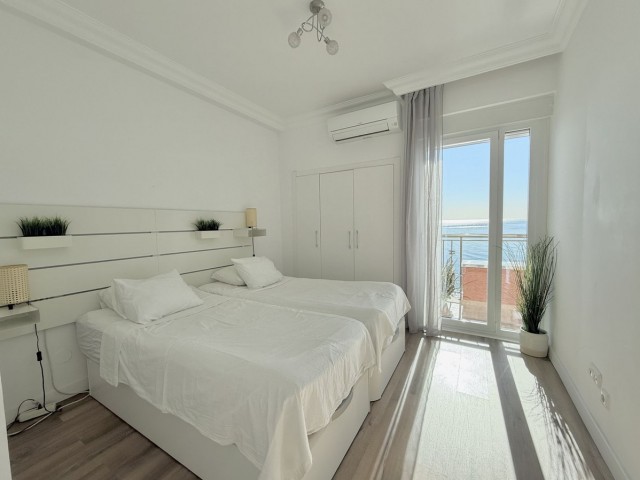 Ático con 2 Dormitorios  en Fuengirola