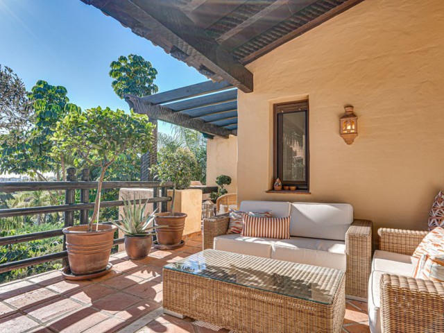 3 Bedrooms Apartment in Estepona