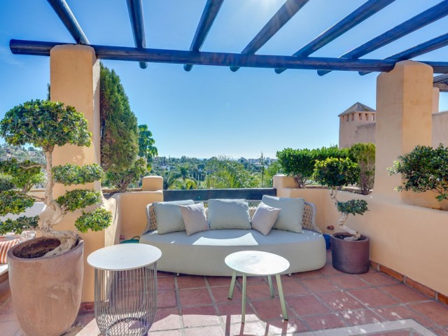 3 Bedrooms Apartment in Estepona