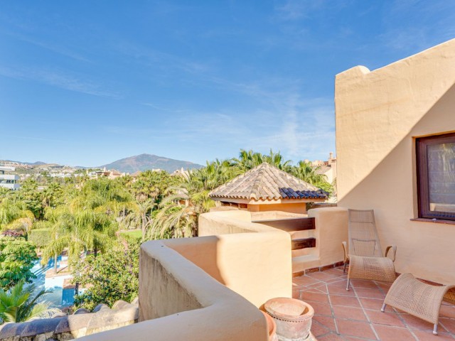 3 Bedrooms Apartment in Estepona