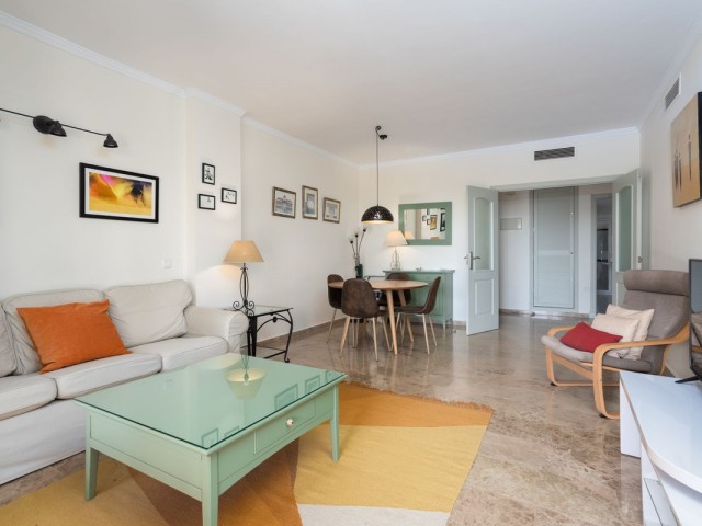 2 Bedrooms Apartment in San Pedro de Alcántara