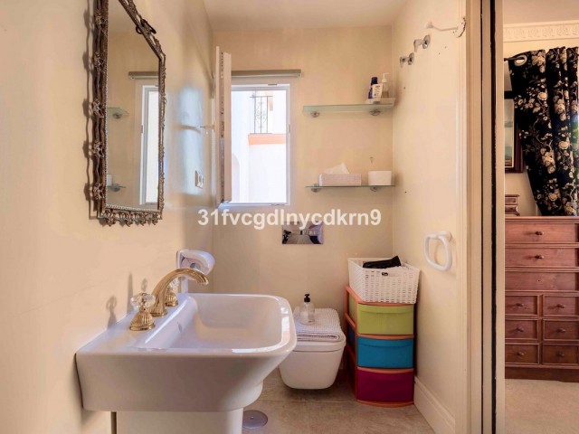 4 Makuuhuoneen Huoneisto Estepona