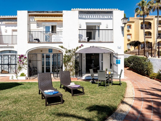 2 Makuuhuoneen Rivitalo Calahonda