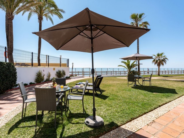 2 Makuuhuoneen Rivitalo Calahonda