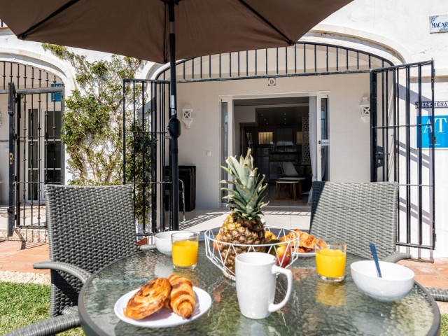 2 Makuuhuoneen Rivitalo Calahonda